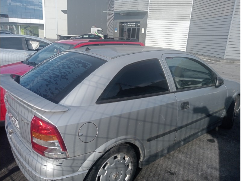 opel astra g berlina del año 2003