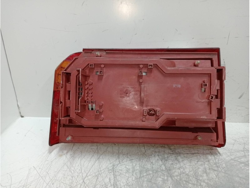 Recambio de piloto trasero derecho para austin rover montego 2.0 referencia OEM IAM   