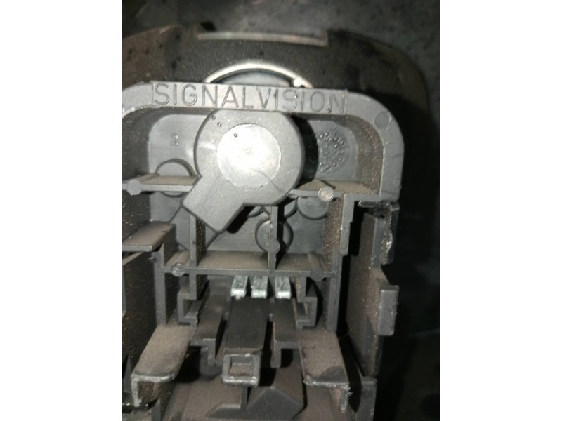 Recambio de piloto trasero central para renault safrane (b54) 2.2 cat referencia OEM IAM   