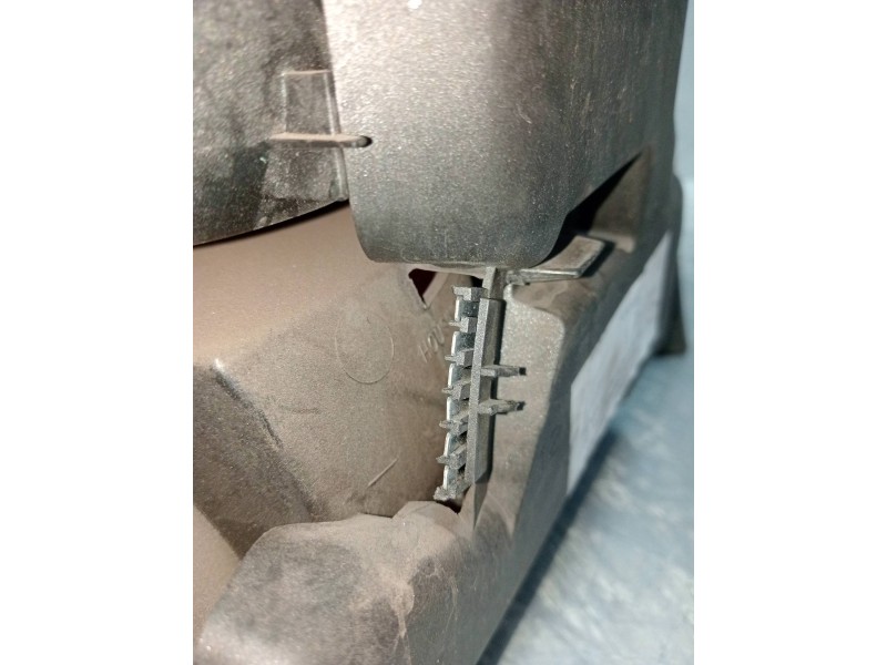 Recambio de piloto trasero izquierdo para mg rover mg zr 105 referencia OEM IAM   