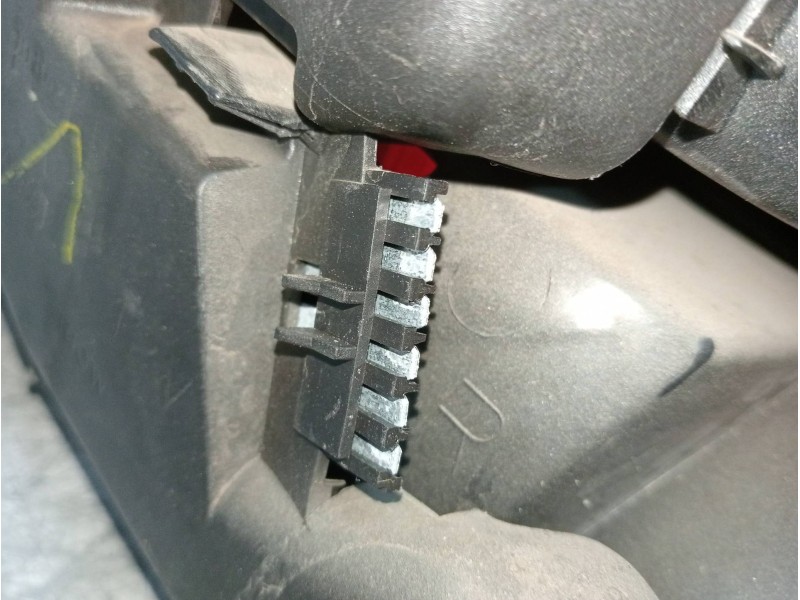 Recambio de piloto trasero derecho para mg rover mg zr (f/rf) 105 referencia OEM IAM   