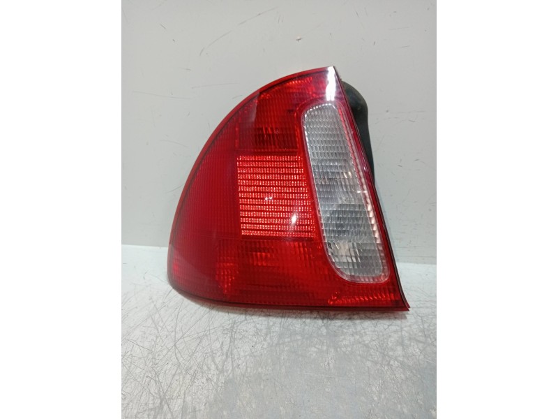 Recambio de piloto trasero izquierdo para mg rover mg zs zs 180 referencia OEM IAM   