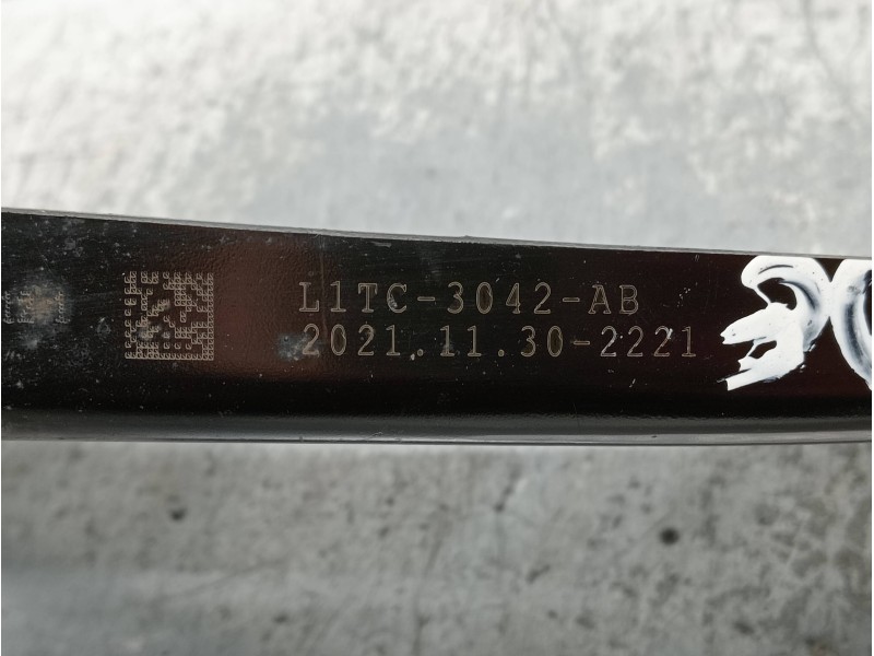 Recambio de brazo suspension inferior delantero derecho para ford puma st-line referencia OEM IAM L1TC3042AB  