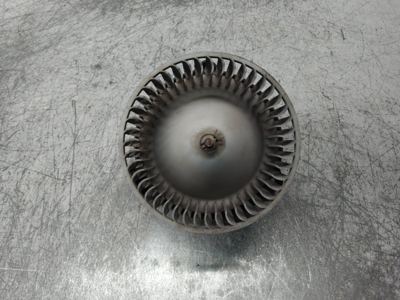Recambio de motor calefaccion para toyota corolla 1.6 referencia OEM IAM 1940000072  