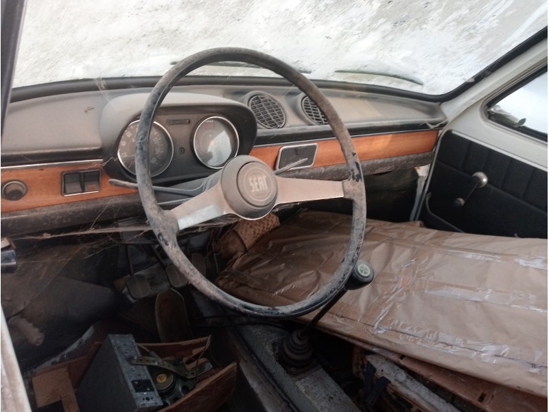 seat 127 del año 1975