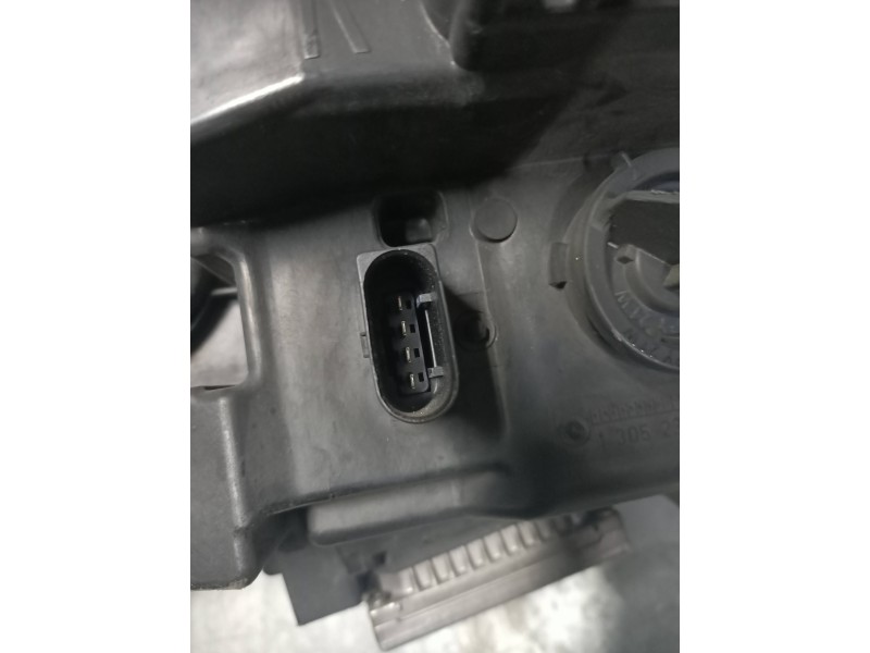 Recambio de faro derecho para mercedes clase s (w220) berlina 3.2 cdi cat referencia OEM IAM 0301178274 A2208202461 
