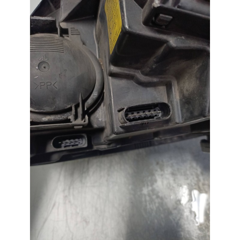 Recambio de faro derecho para mercedes clase s (w220) berlina 3.2 cdi cat referencia OEM IAM 0301178274 A2208202461 