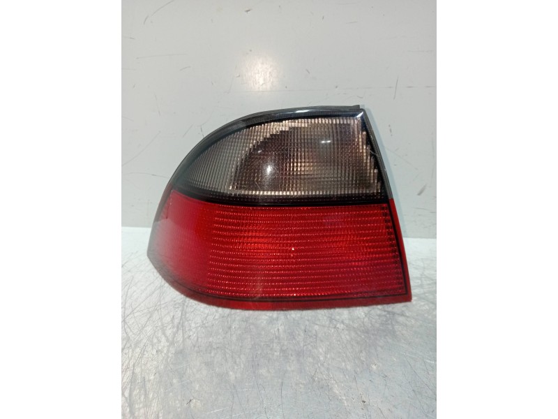 Recambio de piloto trasero izquierdo para saab 9-5 berlina 2.0 cat referencia OEM IAM   