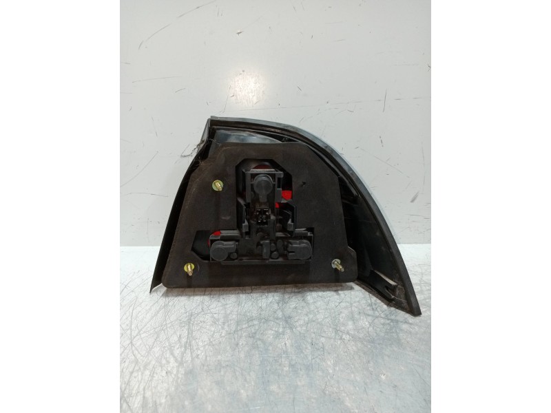 Recambio de piloto trasero izquierdo para saab 9-5 berlina 2.0 cat referencia OEM IAM   