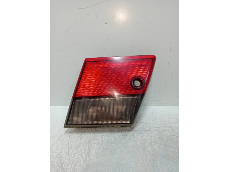 Recambio de piloto trasero derecho interior para saab 9-5 berlina 2.0 cat referencia OEM IAM   