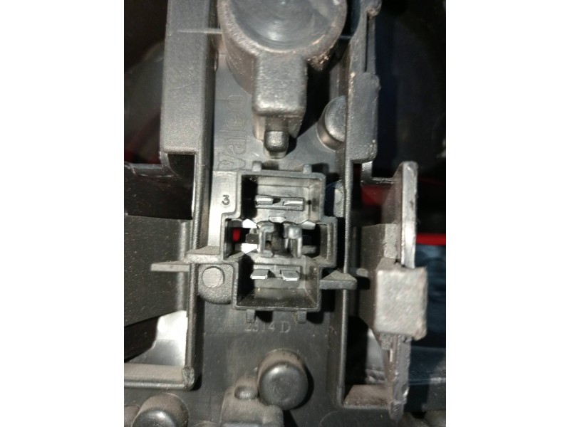 Recambio de piloto trasero derecho para saab 9-3 berlina 1.8i arc referencia OEM IAM   