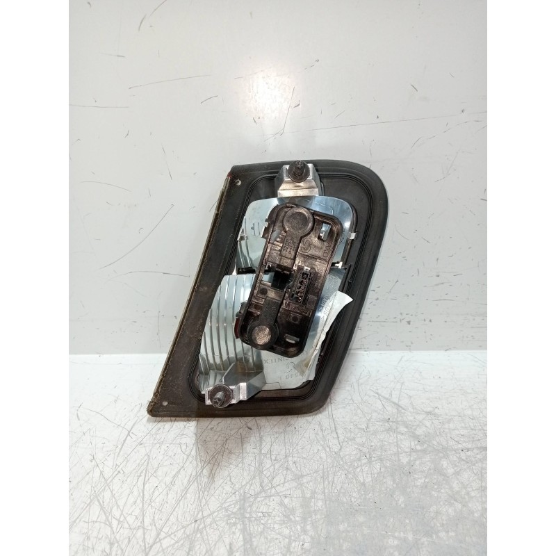 Recambio de piloto trasero izquierdo interior para saab 9-3 berlina 1.9 tid linear sport referencia OEM IAM   