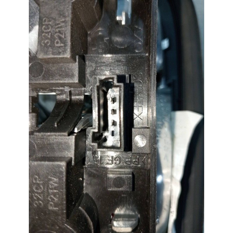 Recambio de piloto trasero izquierdo interior para saab 9-3 berlina 1.9 tid linear sport referencia OEM IAM   