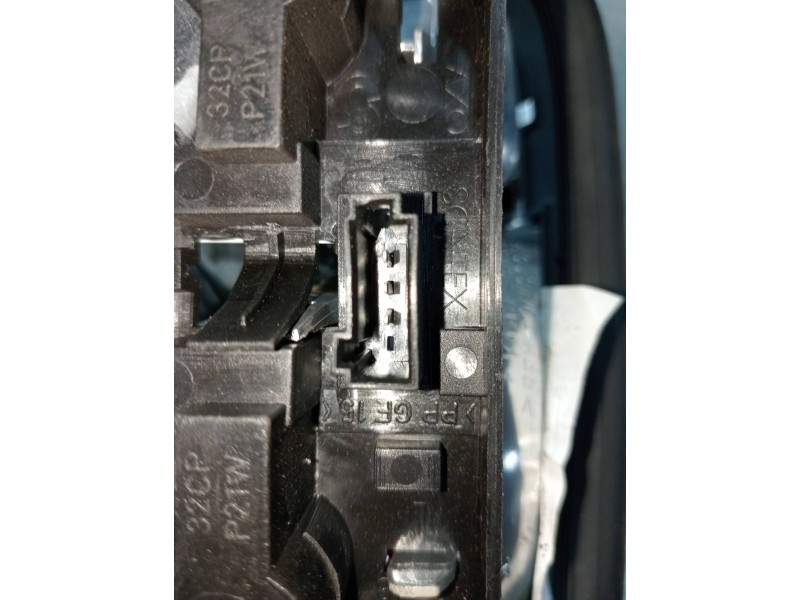 Recambio de piloto trasero izquierdo interior para saab 9-3 berlina 1.9 tid linear sport referencia OEM IAM   