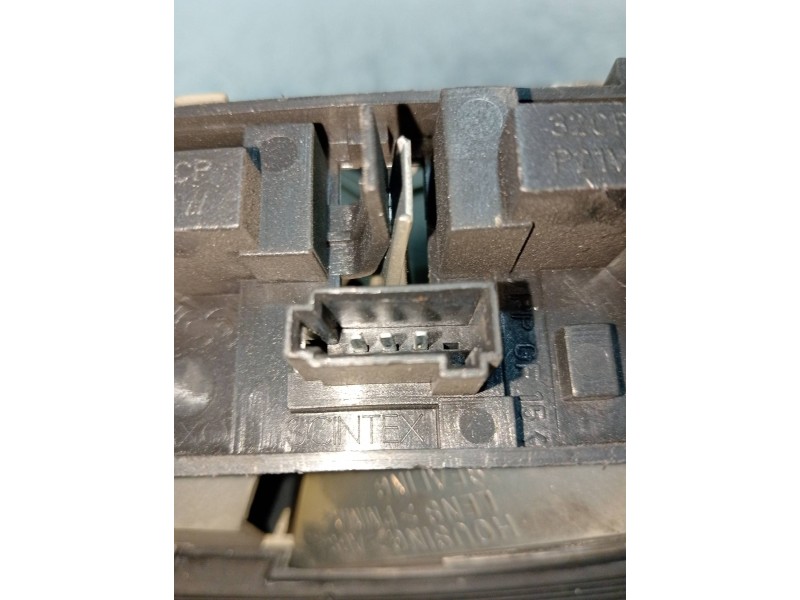 Recambio de piloto trasero derecho interior para saab 9-3 berlina 2.2 16v tid cat referencia OEM IAM   