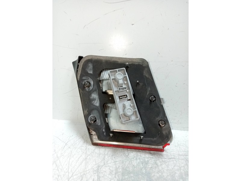 Recambio de piloto trasero derecho interior para saab 9-5 berlina 3.0 v6 tid cat referencia OEM IAM   