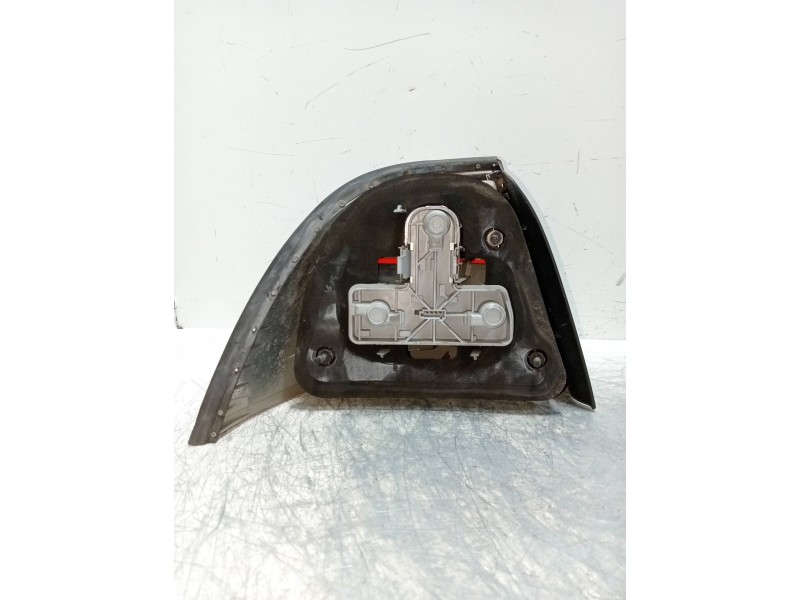 Recambio de piloto trasero derecho para saab 9-5 berlina 3.0 v6 tid cat referencia OEM IAM   