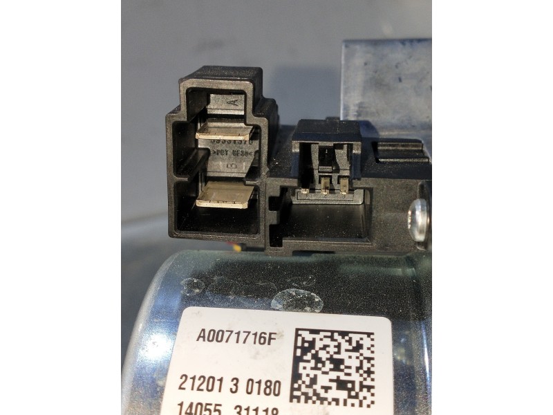 Recambio de columna direccion para ford puma st-line referencia OEM IAM L1TC3D077AN 10071716F A011A325A