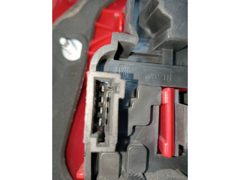 Recambio de piloto trasero izquierdo para saab 9-5 berlina 2.3 turbo cat referencia OEM IAM   