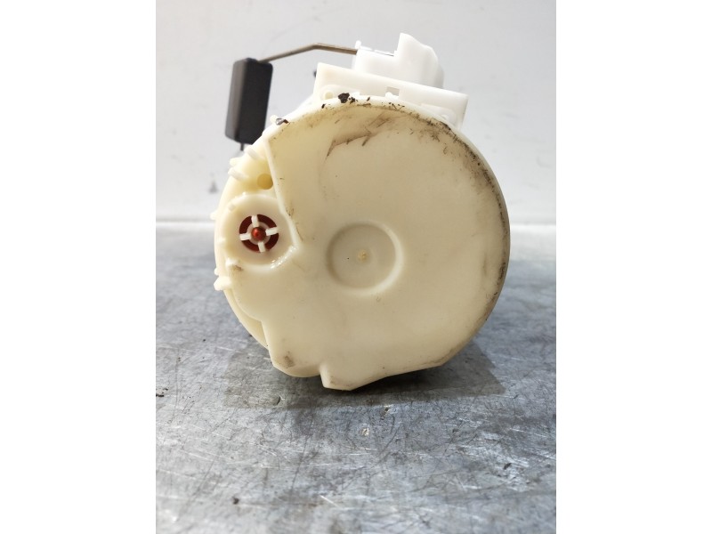 Recambio de bomba combustible para peugeot 107 1.0 cat (384f) referencia OEM IAM 770200H030  
