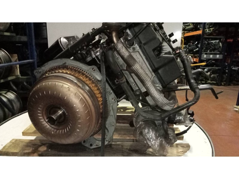 Recambio de despiece motor para kia carnival ii 2.9 crdi lx referencia OEM IAM J3  