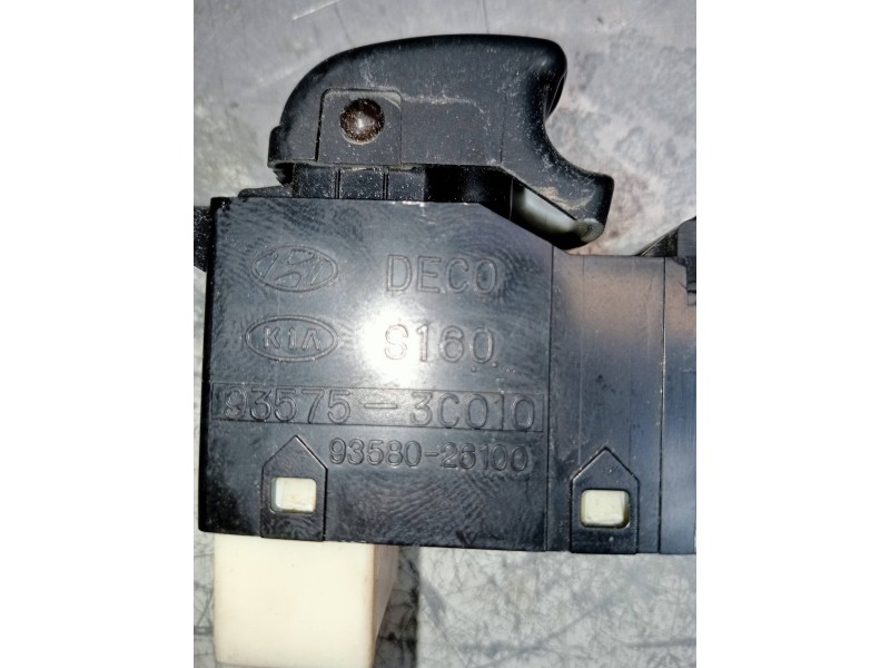 Recambio de mando elevalunas delantero derecho para hyundai santa fe (sm) 2.0 crdi cat referencia OEM IAM 935753C010 9358026100 