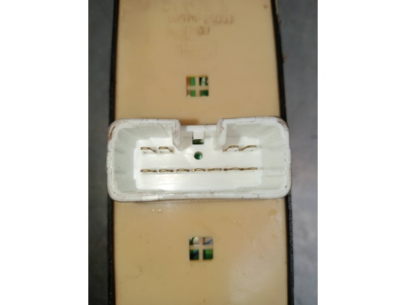 Recambio de mando elevalunas delantero izquierdo para hyundai santa fe (sm) 2.0 crdi cat referencia OEM IAM 9357026100 935302600