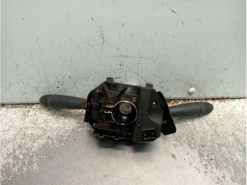 Recambio de mando luces para fiat ducato caja cerrada 11 (desde 03.02) 2.0 jtd  batalla 2850 mm referencia OEM IAM 735374800  