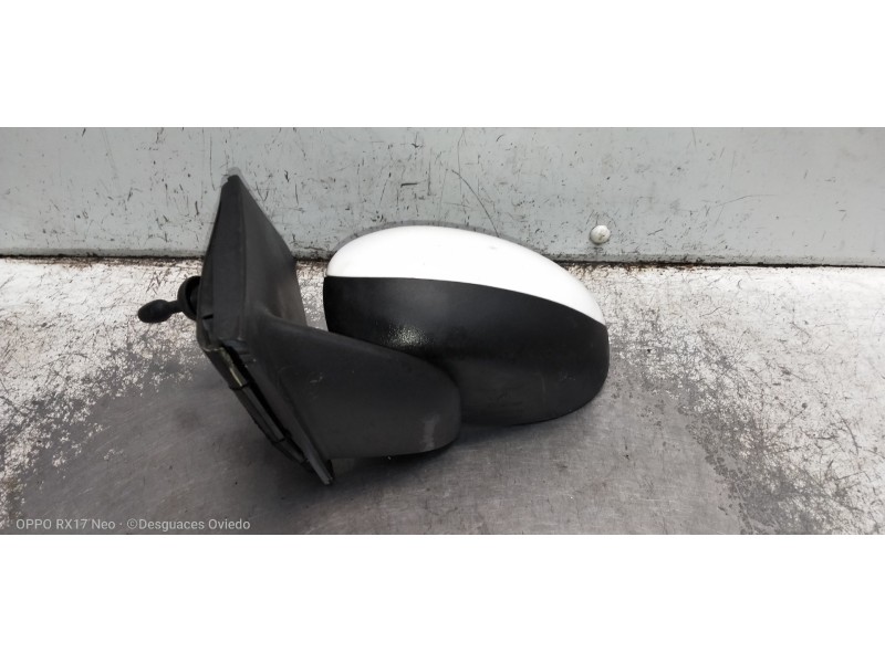 Recambio de retrovisor izquierdo para peugeot 107 1.0 cat (384f) referencia OEM IAM 879400H011  MANUAL