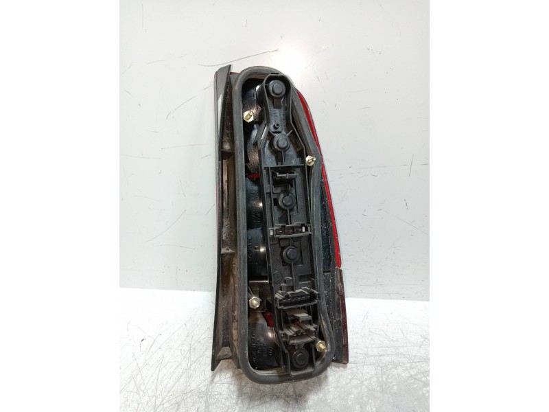 Recambio de piloto trasero izquierdo para seat cordoba vario (6k5) 1.9 tdi referencia OEM IAM 6K0945111B  