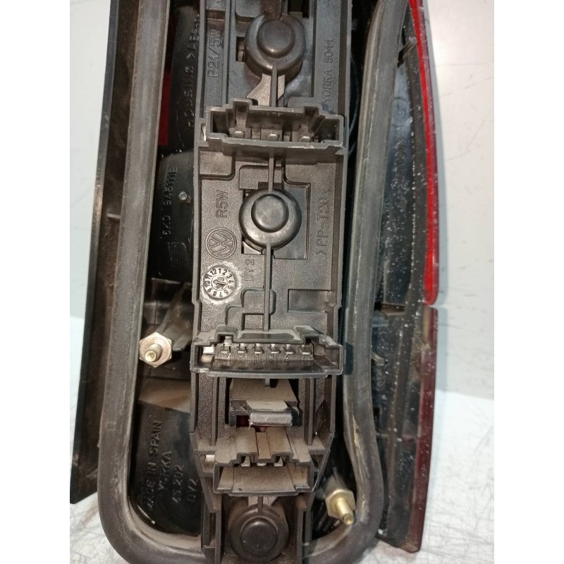 Recambio de piloto trasero izquierdo para seat cordoba vario (6k5) 1.9 tdi referencia OEM IAM 6K0945111B  