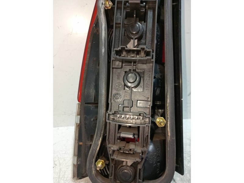 Recambio de piloto trasero derecho para seat cordoba vario (6k5) referencia OEM IAM   