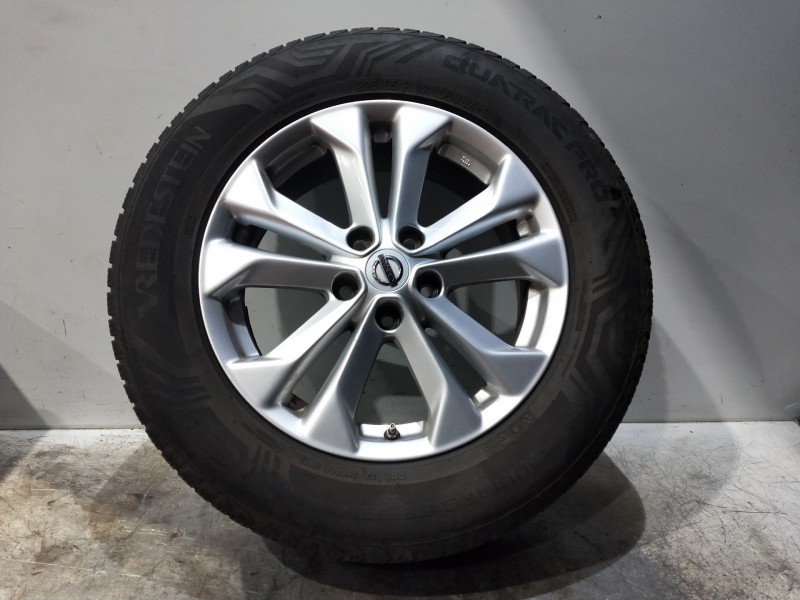 Recambio de juego llantas para nissan x-trail (t32) 360 referencia OEM IAM   225/65/17