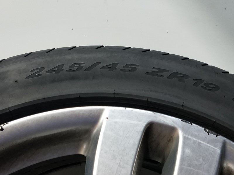 Recambio de juego llantas para jaguar xj 3.0 v6 diesel cat referencia OEM IAM   245/45/19