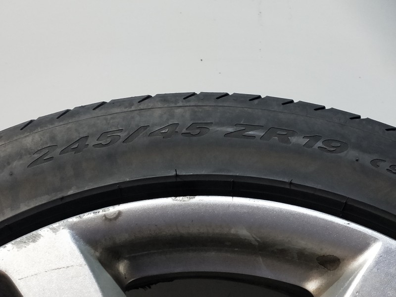 Recambio de juego llantas para jaguar xj 3.0 v6 diesel cat referencia OEM IAM   245/45/19