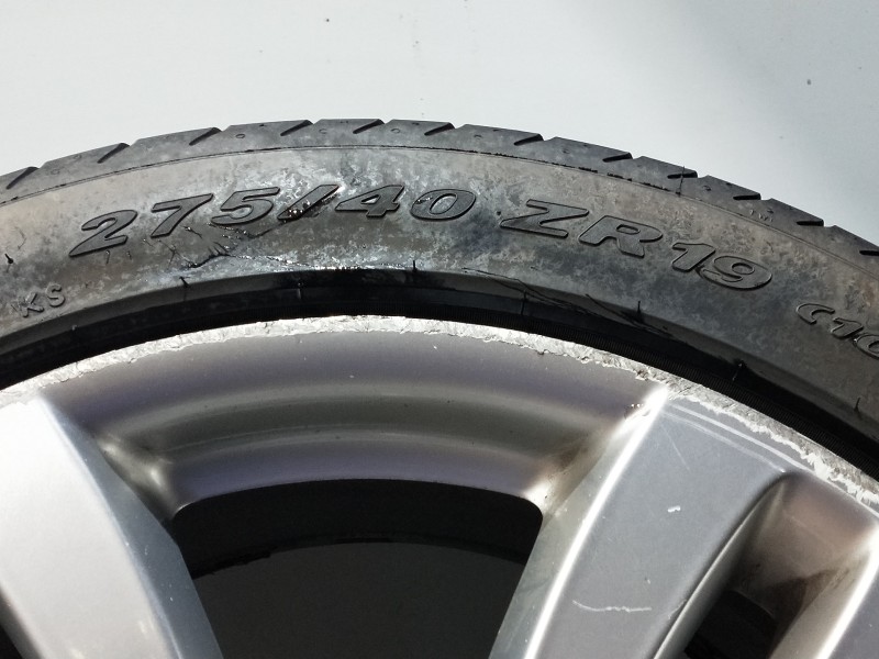 Recambio de juego llantas para jaguar xj 3.0 v6 diesel cat referencia OEM IAM   245/45/19