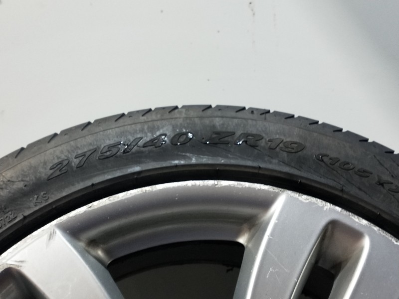 Recambio de juego llantas para jaguar xj 3.0 v6 diesel cat referencia OEM IAM   245/45/19