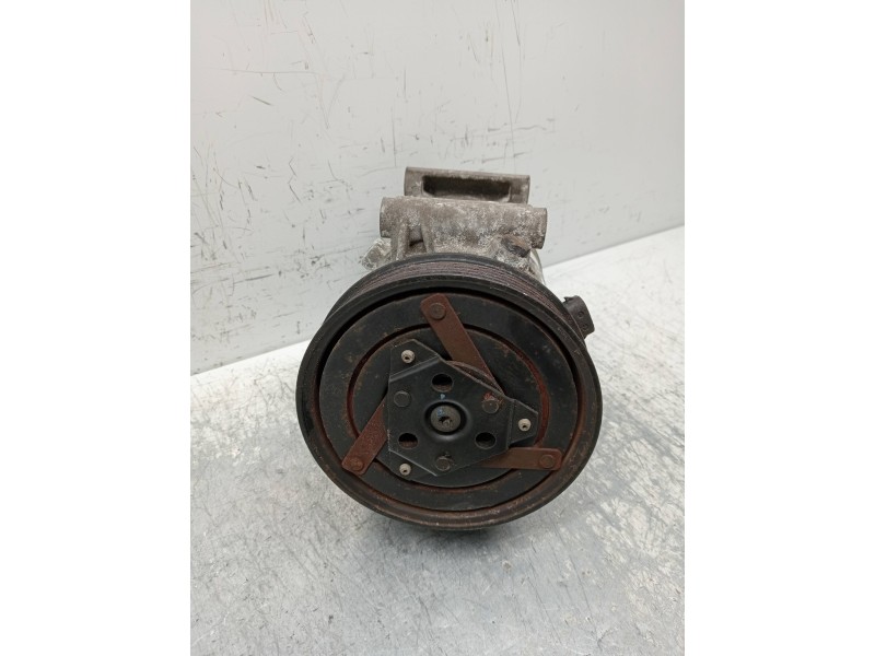 Recambio de compresor aire acondicionado para renault megane ii berlina 5p confort expression referencia OEM IAM 8200316164 0114
