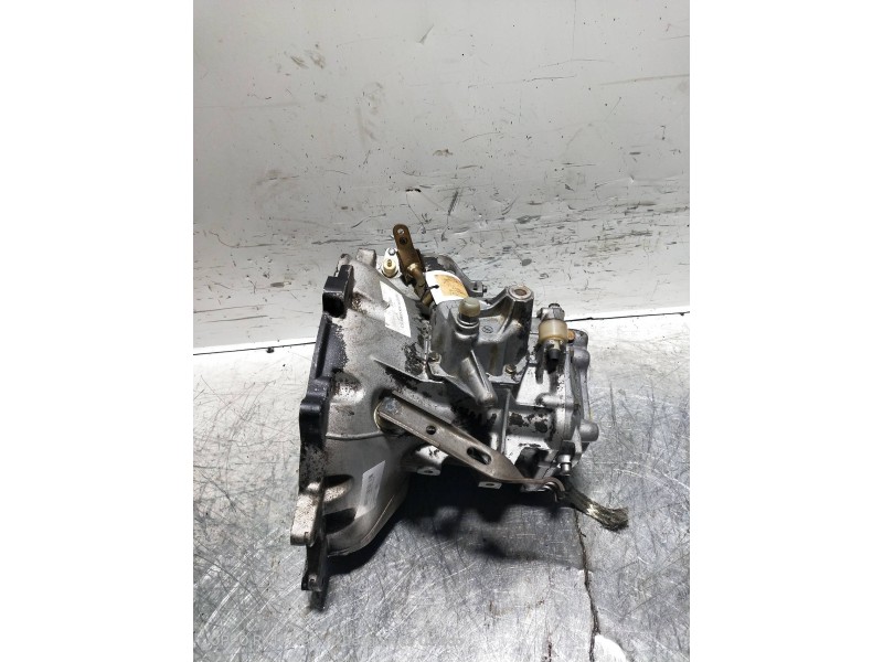 Recambio de caja cambios para opel corsa a 1.0 referencia OEM IAM F10W394 A08201 W394