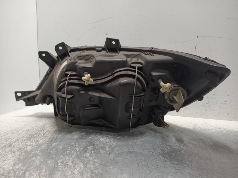 Recambio de faro derecho para mercedes sprinter 02.00  caja cerrada 208 cdi (901.6/902.661-662) referencia OEM IAM   