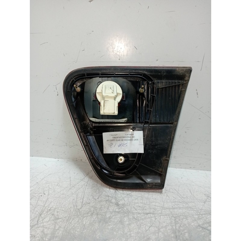 Recambio de piloto trasero izquierdo interior para seat cordoba berlina (6k2) signo referencia OEM IAM 6K5945091F 89300751 