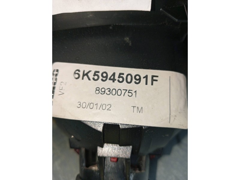 Recambio de piloto trasero izquierdo interior para seat cordoba berlina (6k2) signo referencia OEM IAM 6K5945091F 89300751 