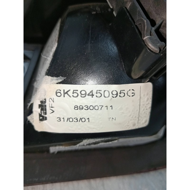 Recambio de piloto trasero izquierdo para seat cordoba berlina (6k2) sport referencia OEM IAM 6K5945095G  