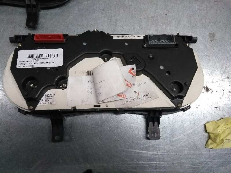 Recambio de cuadro instrumentos para renault clio ii fase i (b/cbo) referencia OEM IAM P8200261102 NS0331071L 