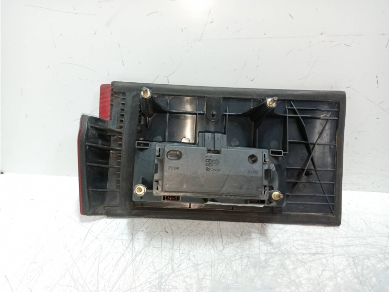 Recambio de piloto trasero izquierdo interior para seat toledo (1l) 1.9 turbodiesel cat (aaz) referencia OEM IAM 1L0945093D  