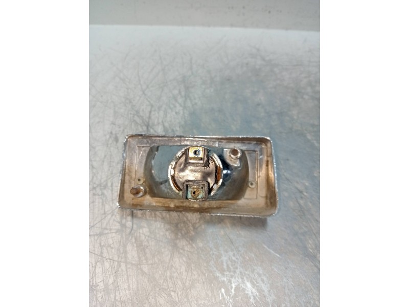 Recambio de piloto delantero derecho para seat 124 1.2 referencia OEM IAM   