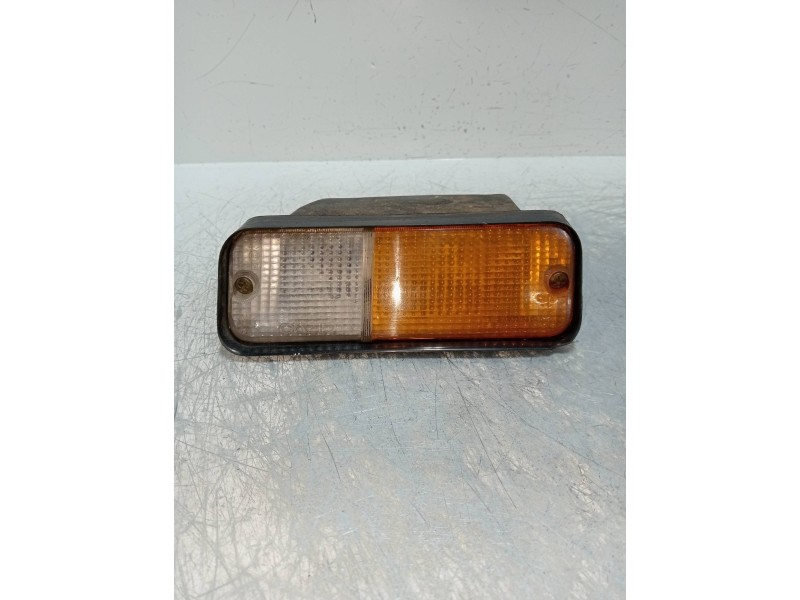 Recambio de piloto delantero derecho para seat 131 1.4 referencia OEM IAM   