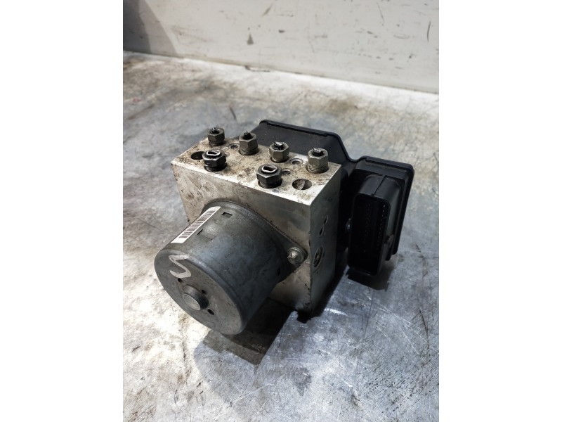 Recambio de abs para ford mondeo ber. (ca2) trend (09.2010) referencia OEM IAM BG912C405AE 16565714 16566014A 54086703A