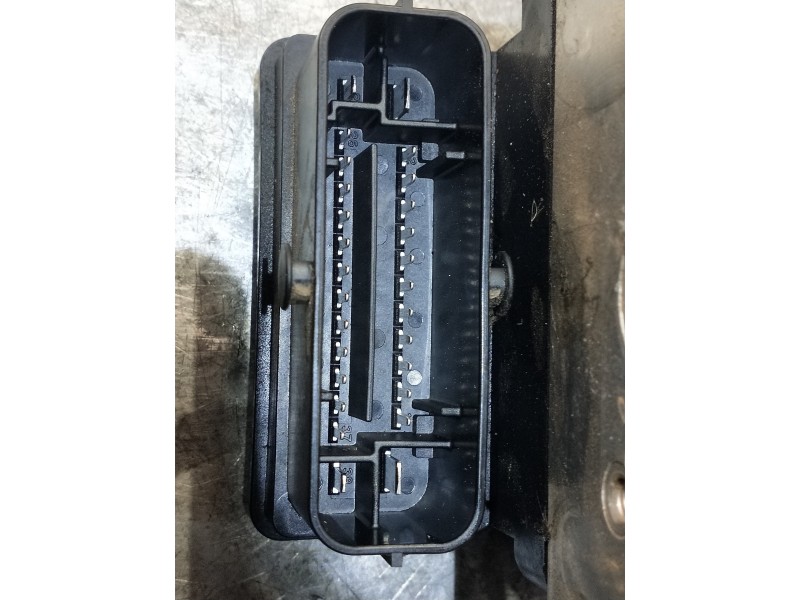 Recambio de abs para ford mondeo ber. (ca2) trend (09.2010) referencia OEM IAM BG912C405AE 16565714 16566014A 54086703A