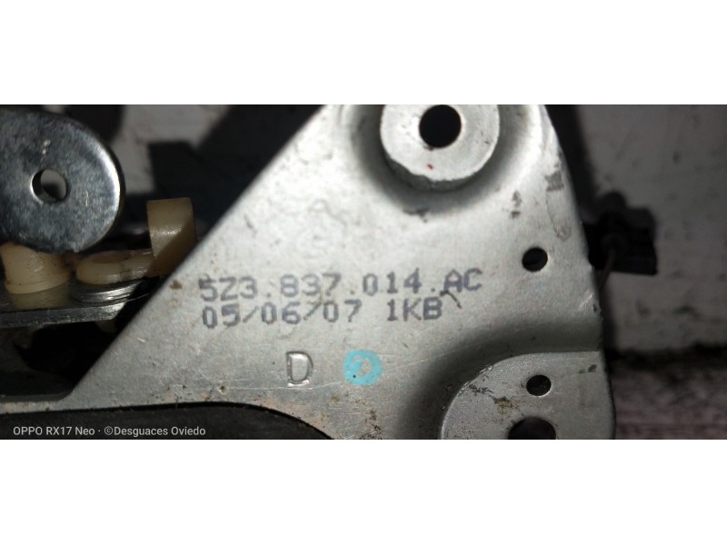 Recambio de motor cierre centralizado delantero derecho para volkswagen fox (5z1) básico referencia OEM IAM 5Z3837014AC  3P